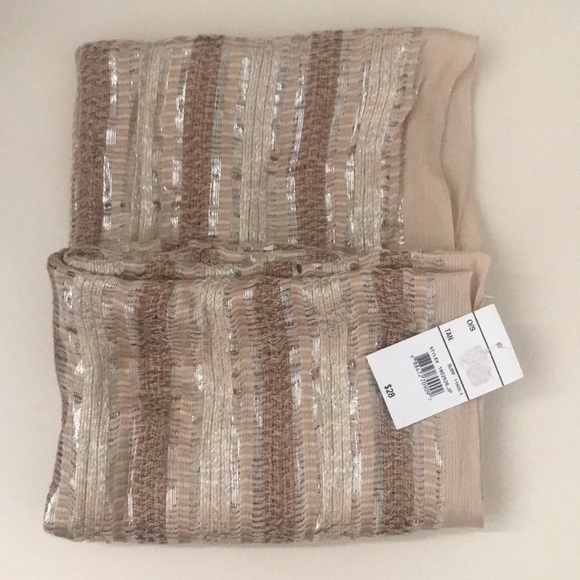 🍁 NWT. Infinity Scarf/Wrap - Picture 2 of 3